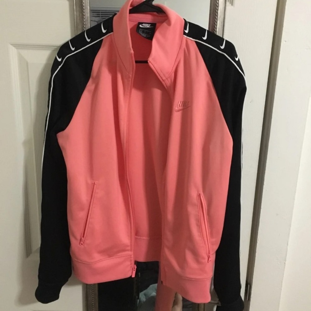 2 piece Set: Nike coral pink tracksuit